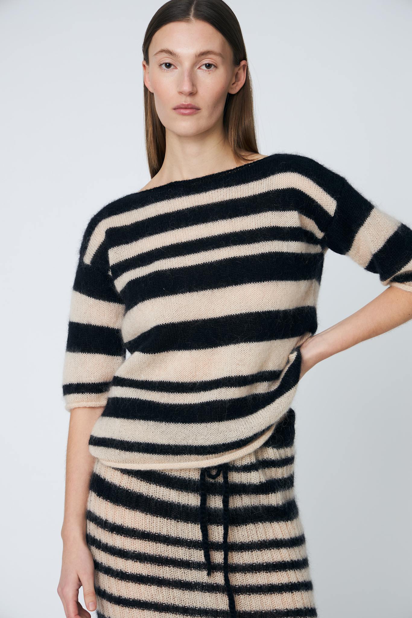 SCOTIA - 199 BLACK - DawnxDare.com