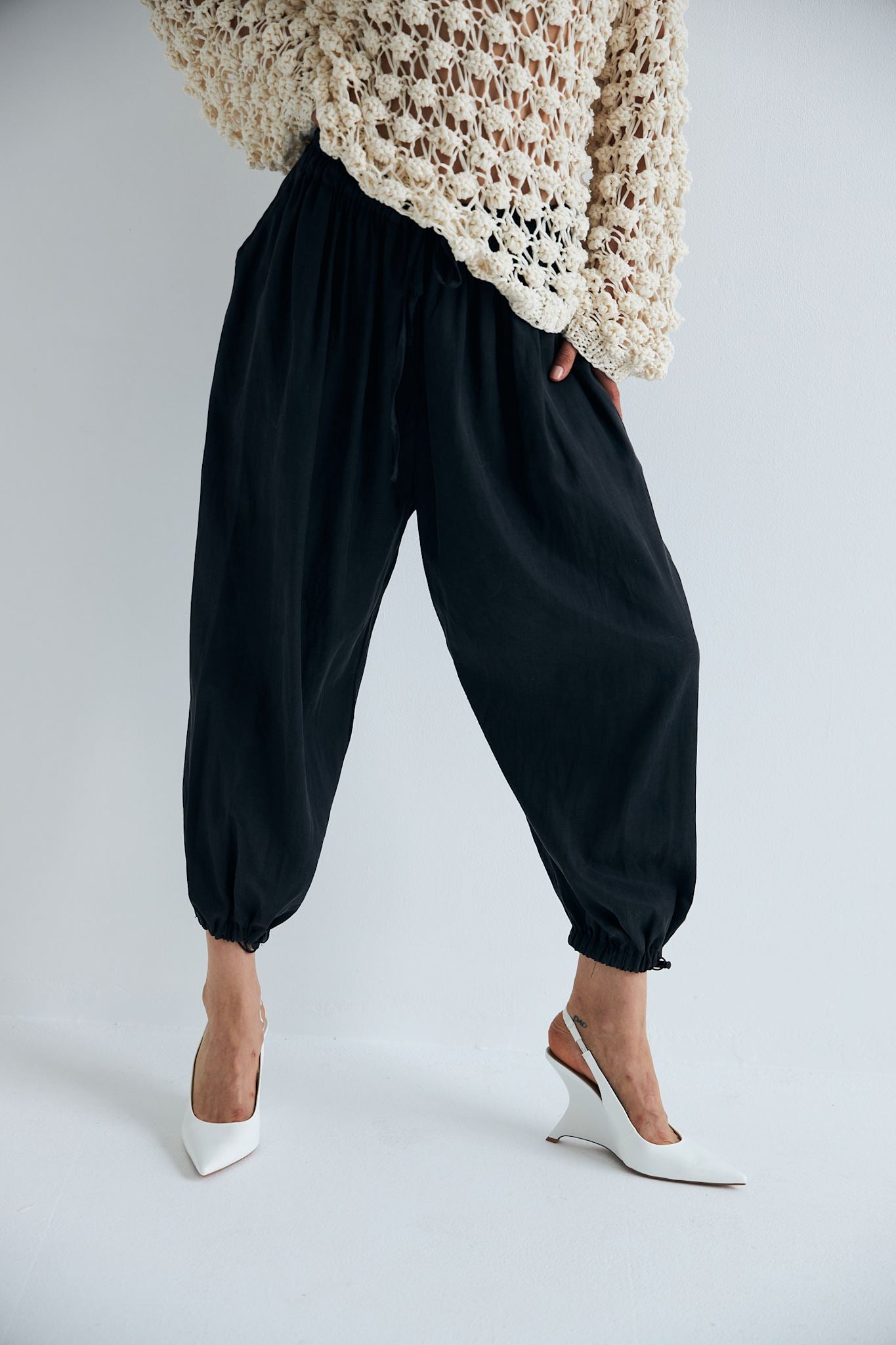 ALAIA - 199 BLACK - DawnxDare.com