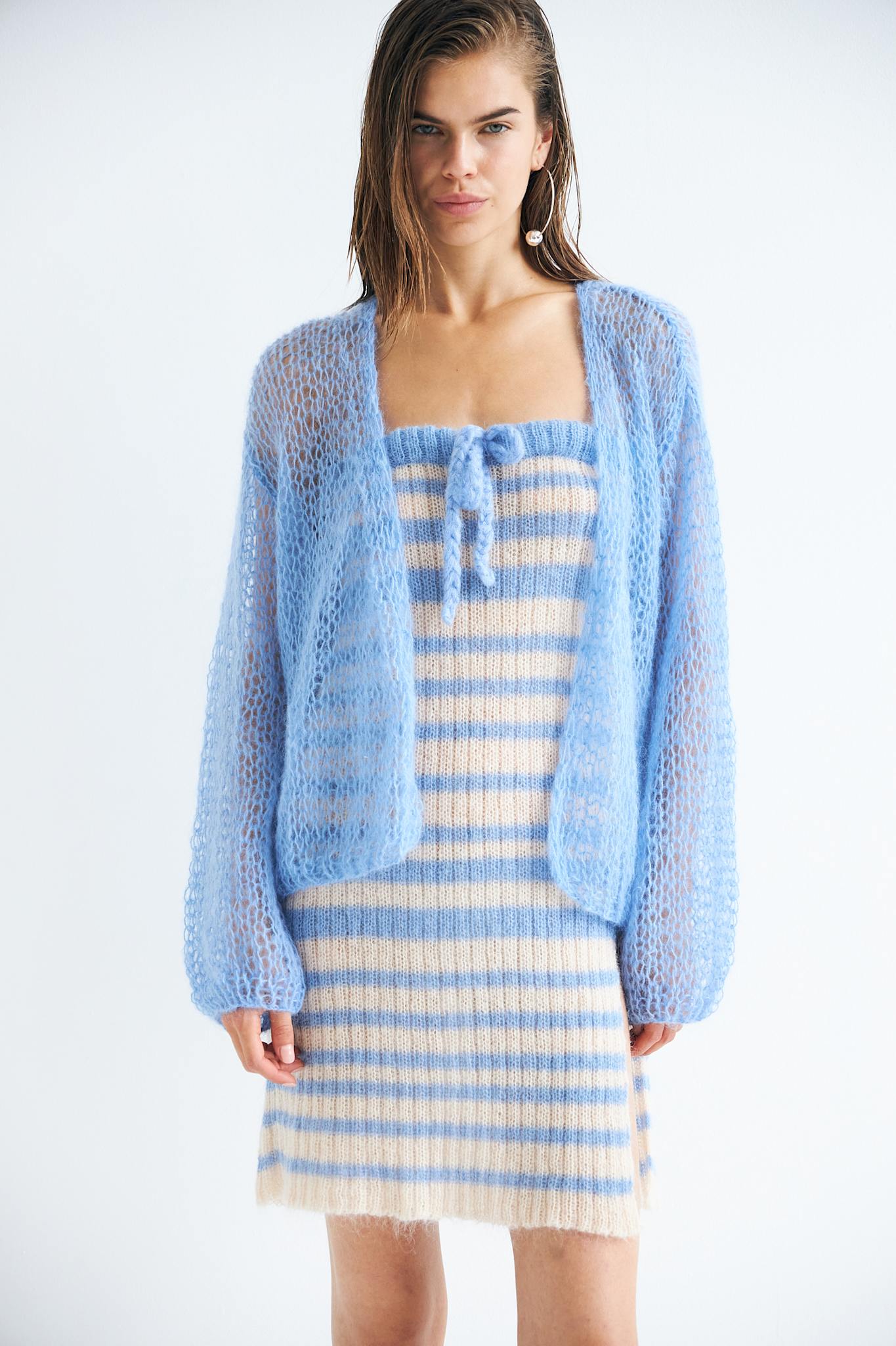 GINA-ONE - 630 BLUE - DawnxDare.com