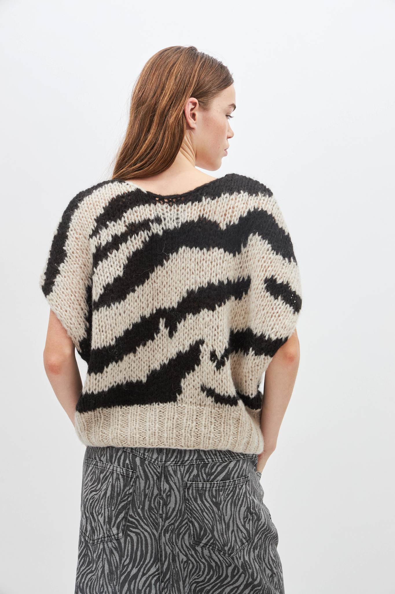 CAPRI ZEBRA - 199 BLACK