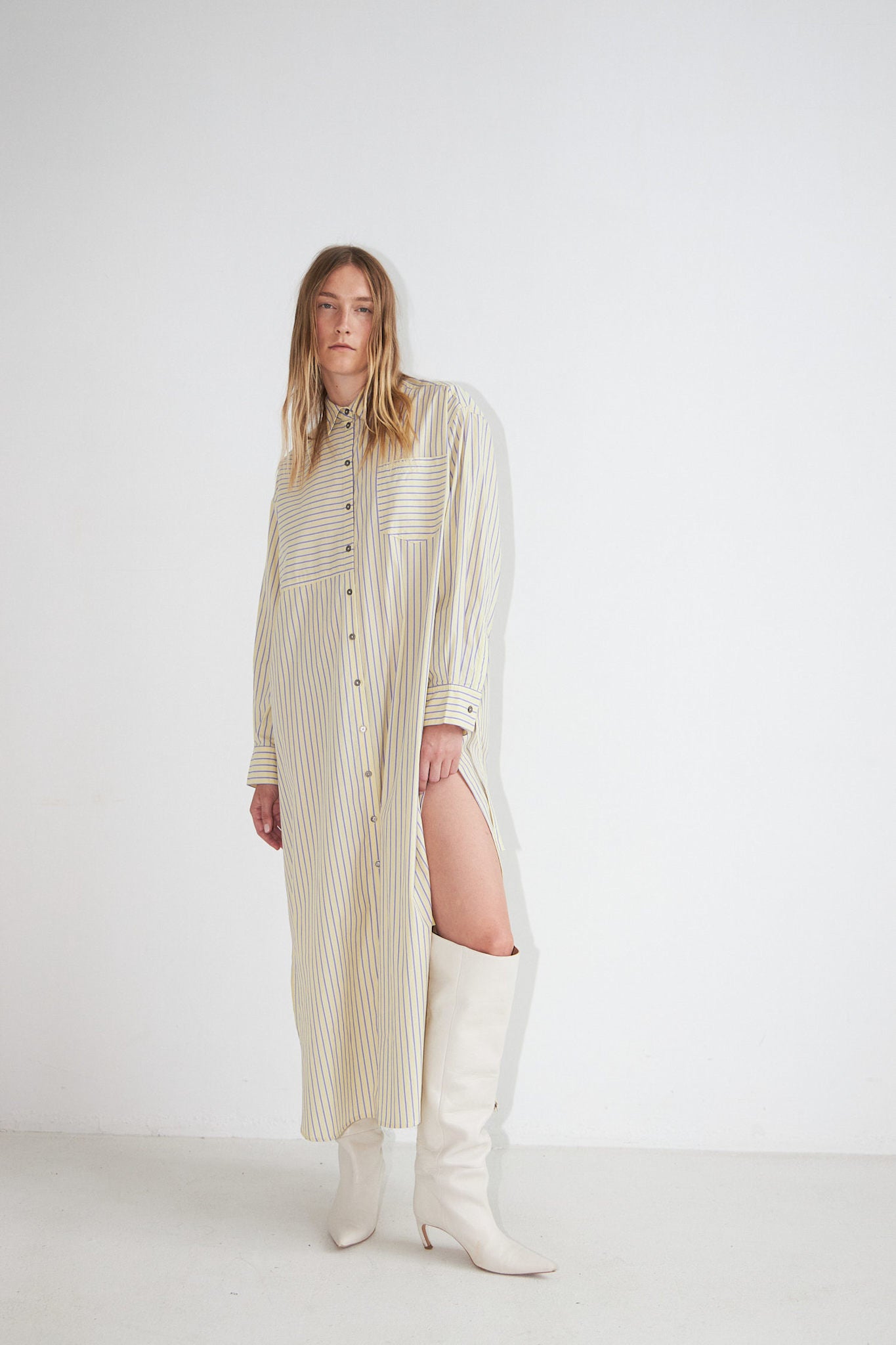 SOLITUDE - 118 PALE YELLOW