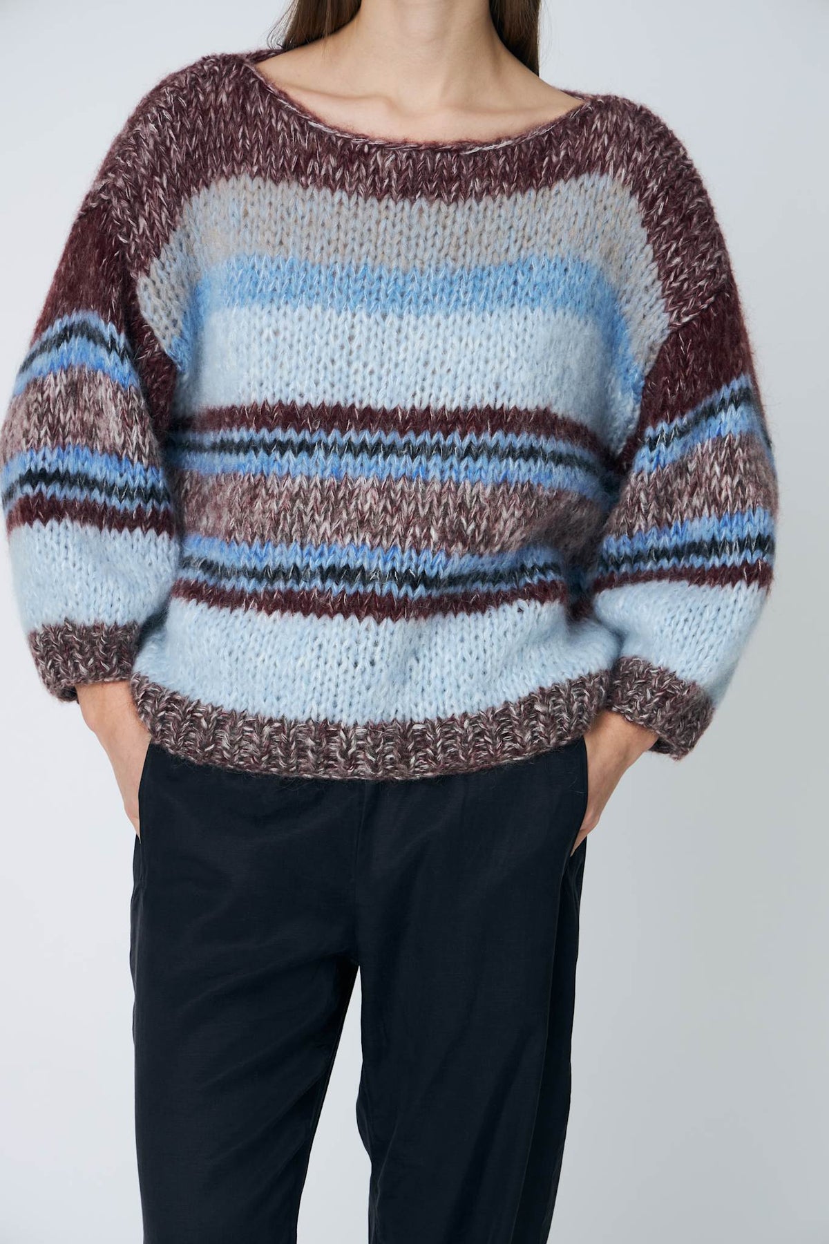 LOLA CREW - 940 MIDNIGHT RAISIN - DawnxDare.com