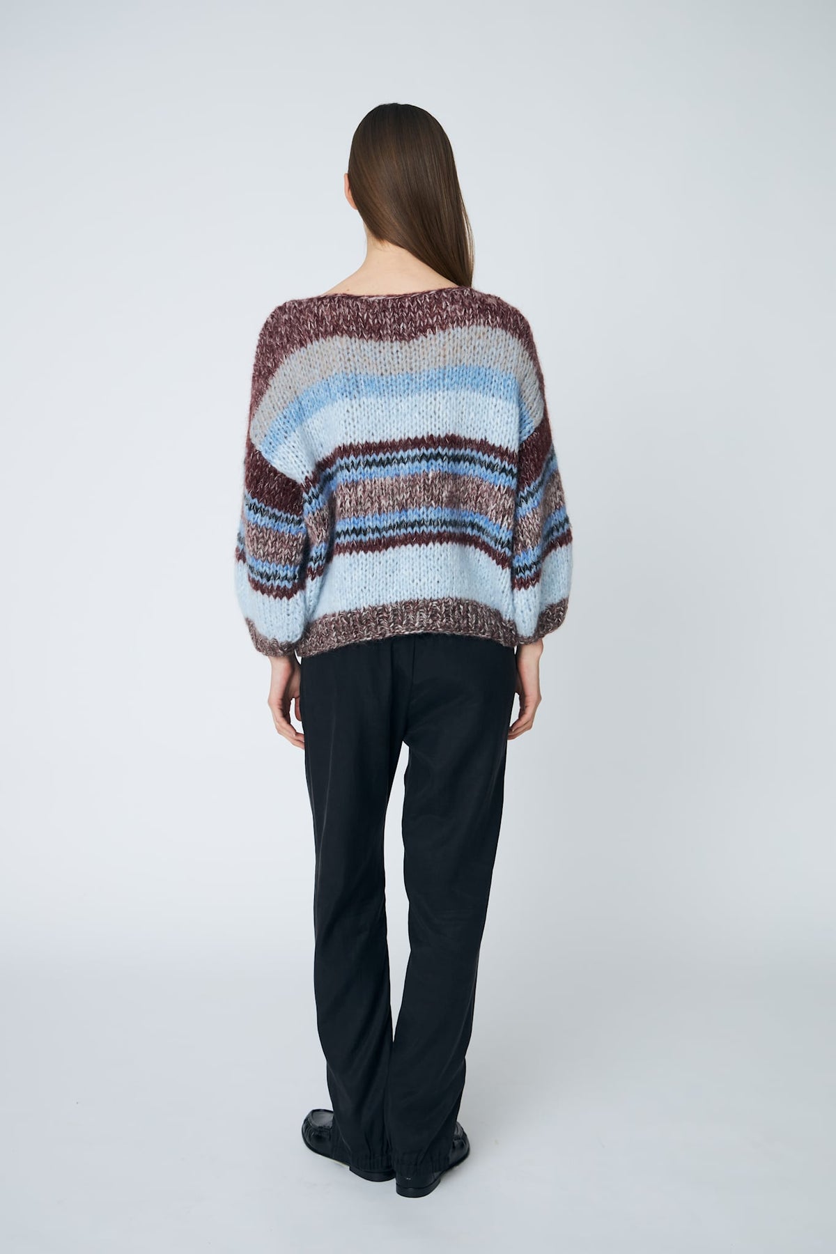 LOLA CREW - 940 MIDNIGHT RAISIN - DawnxDare.com