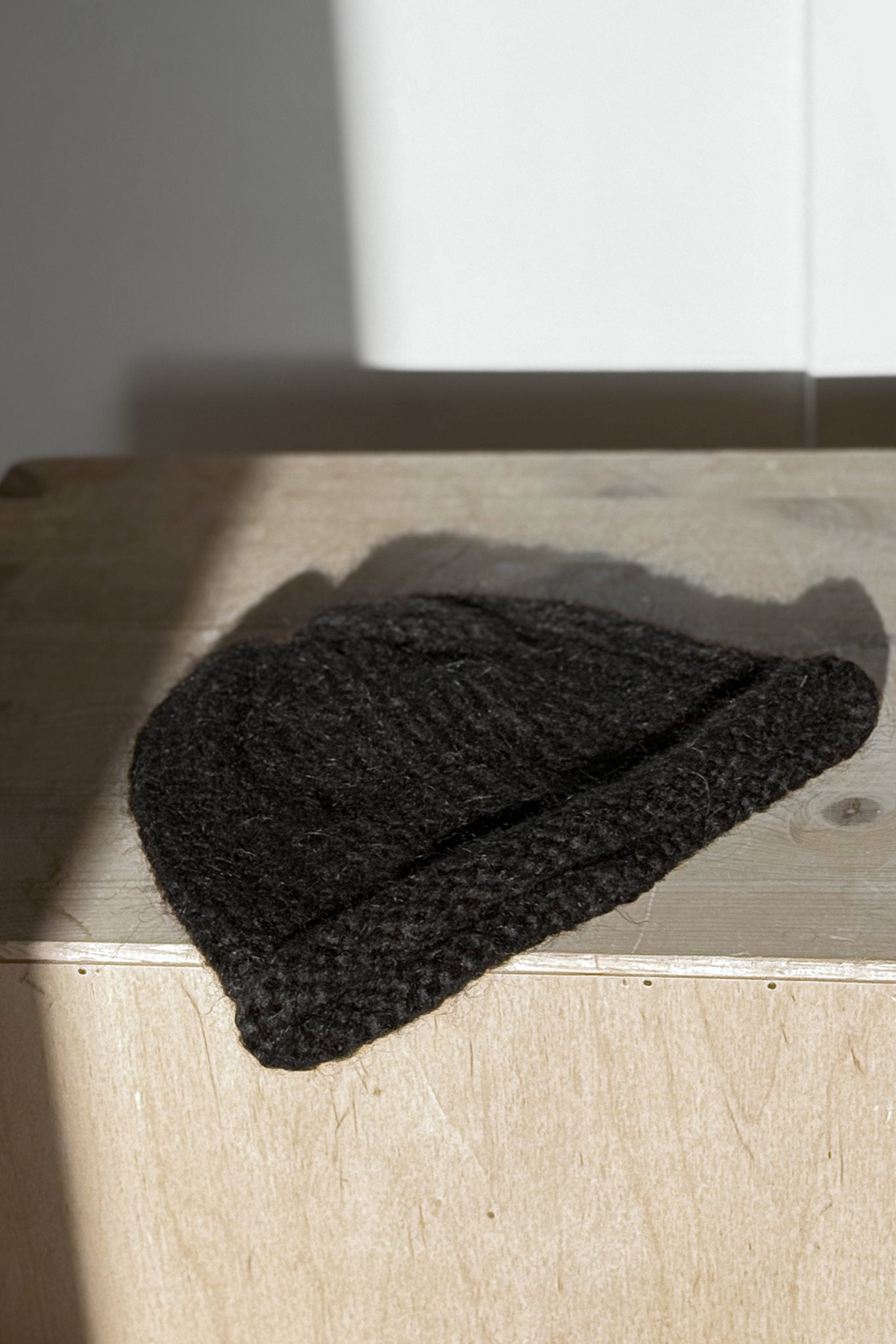 BEANIE - 199 BLACK