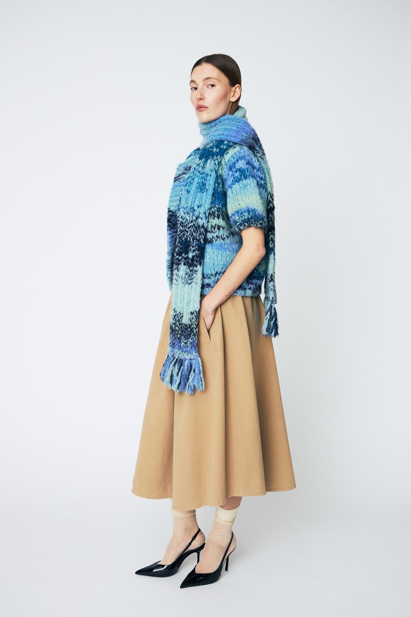 EA SCARF - 620 SKY BLUE - DawnxDare.com