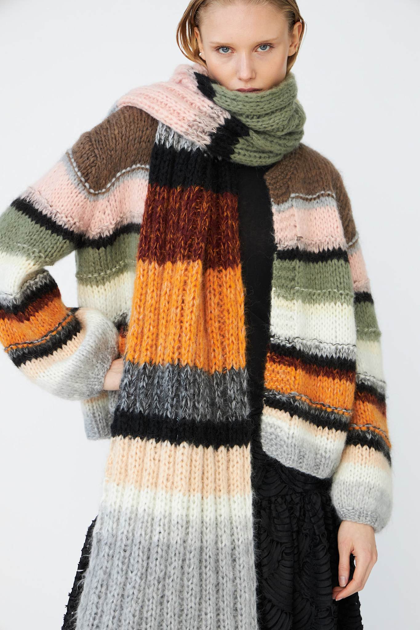 SCARF - 890 STONE MULTI