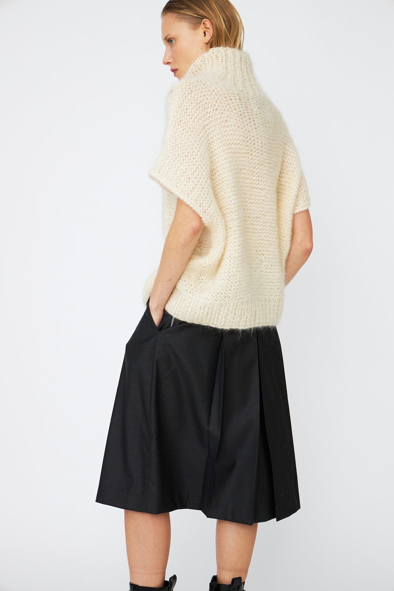 SNOWY SLIPOVER - 102 CHALK - DawnxDare.com