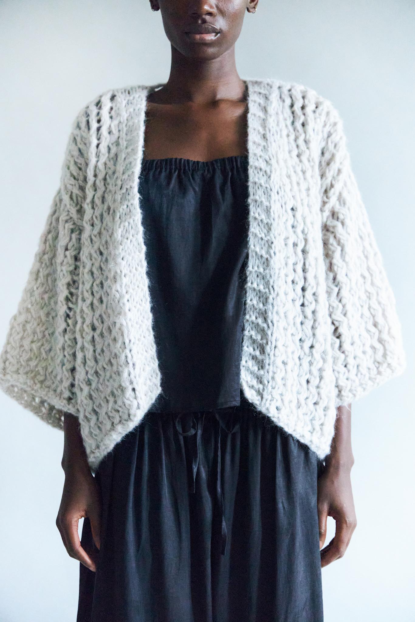 ALIS - 199 BLACK - DawnxDare.com