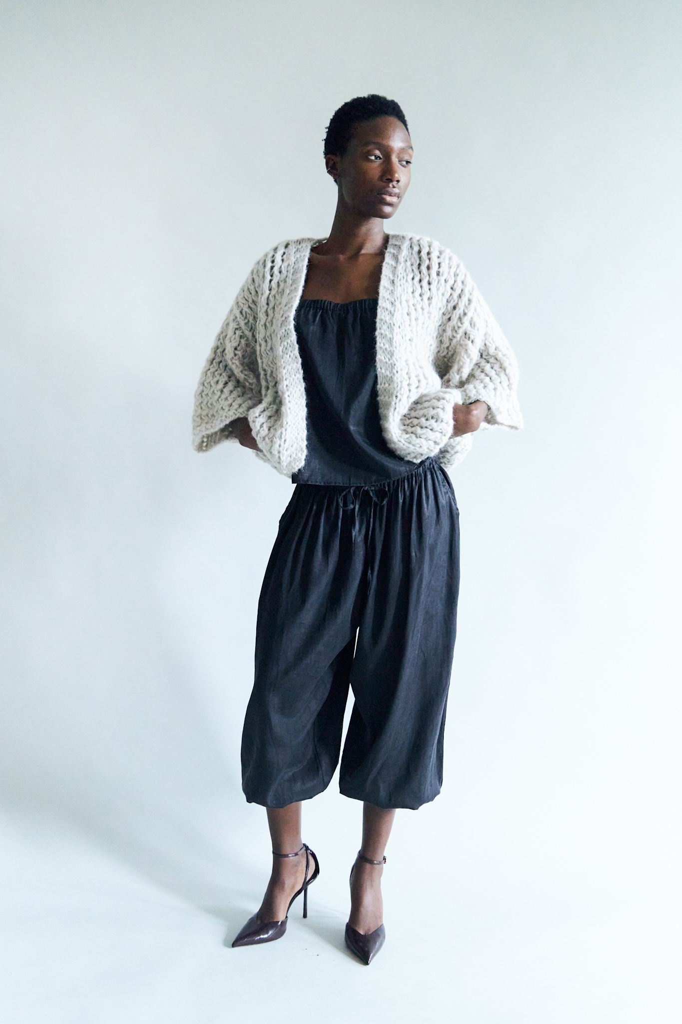 ALIS - 199 BLACK - DawnxDare.com