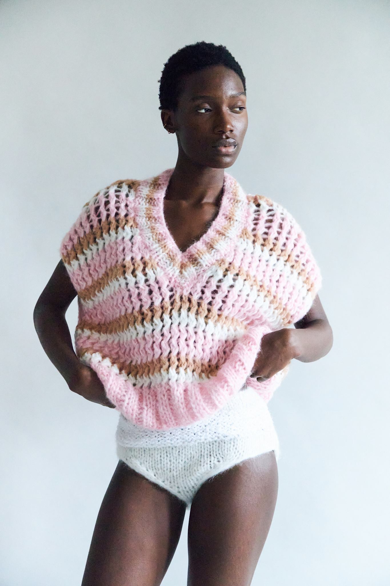 KNITWEAR - SHORT SLEEVE