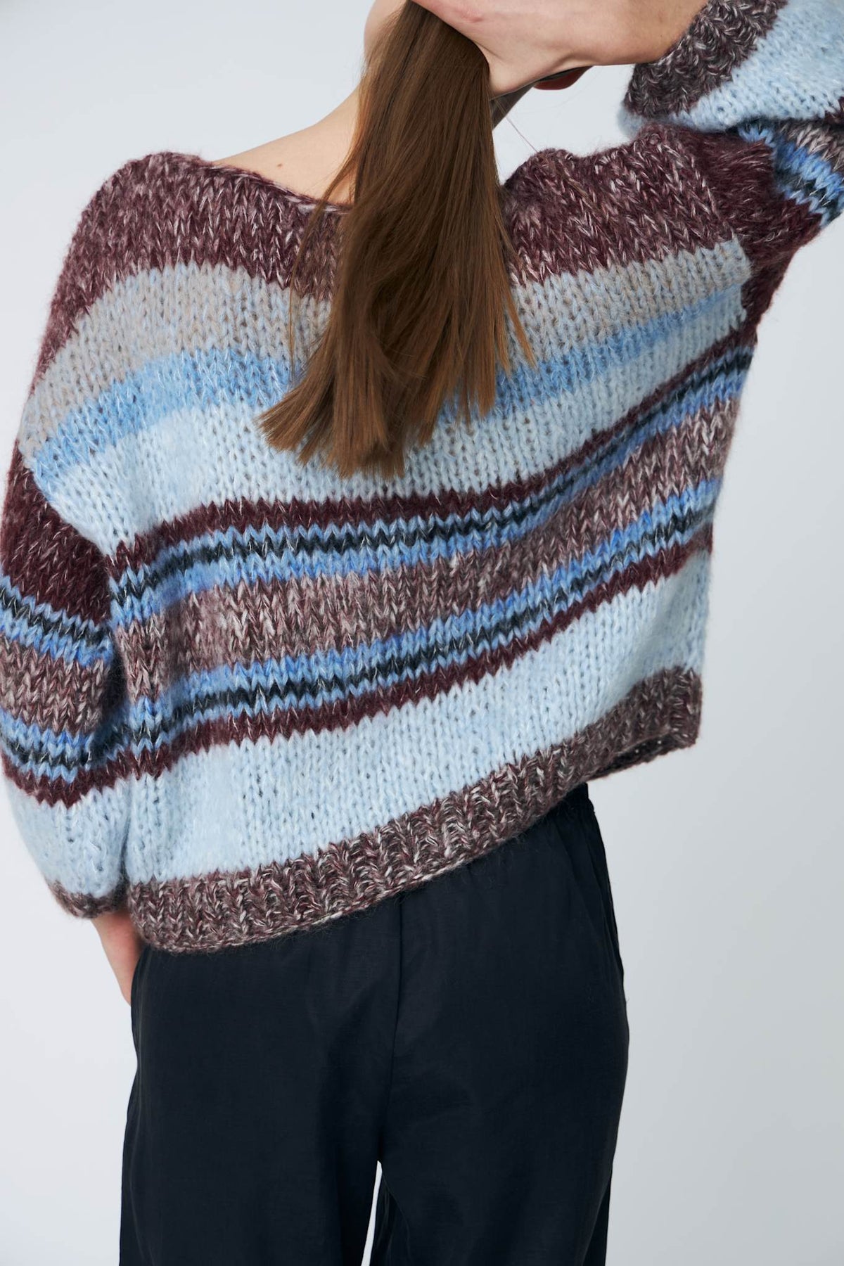 LOLA CREW - 940 MIDNIGHT RAISIN - DawnxDare.com