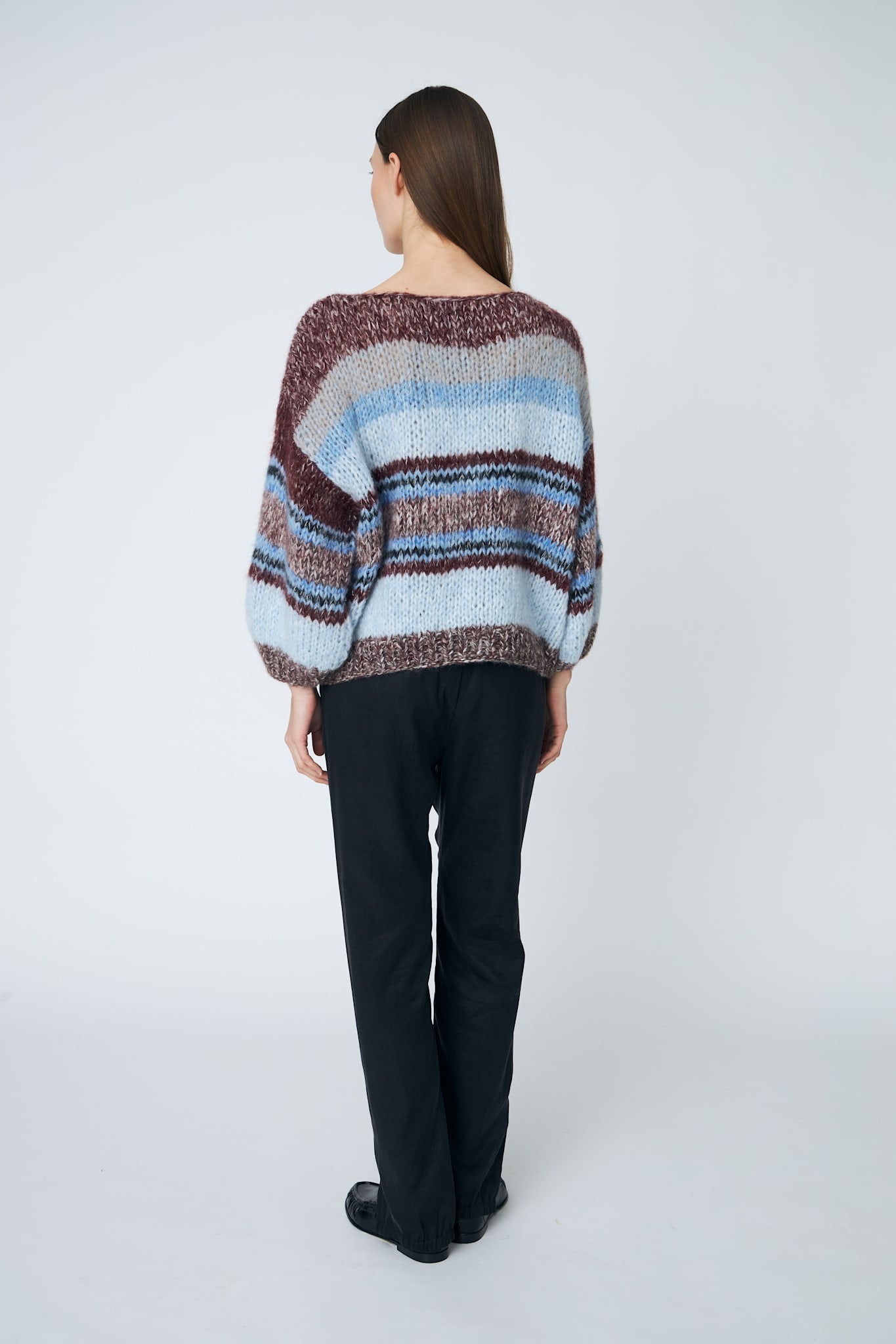 LOLA CREW - 940 MIDNIGHT RAISIN - DawnxDare.com