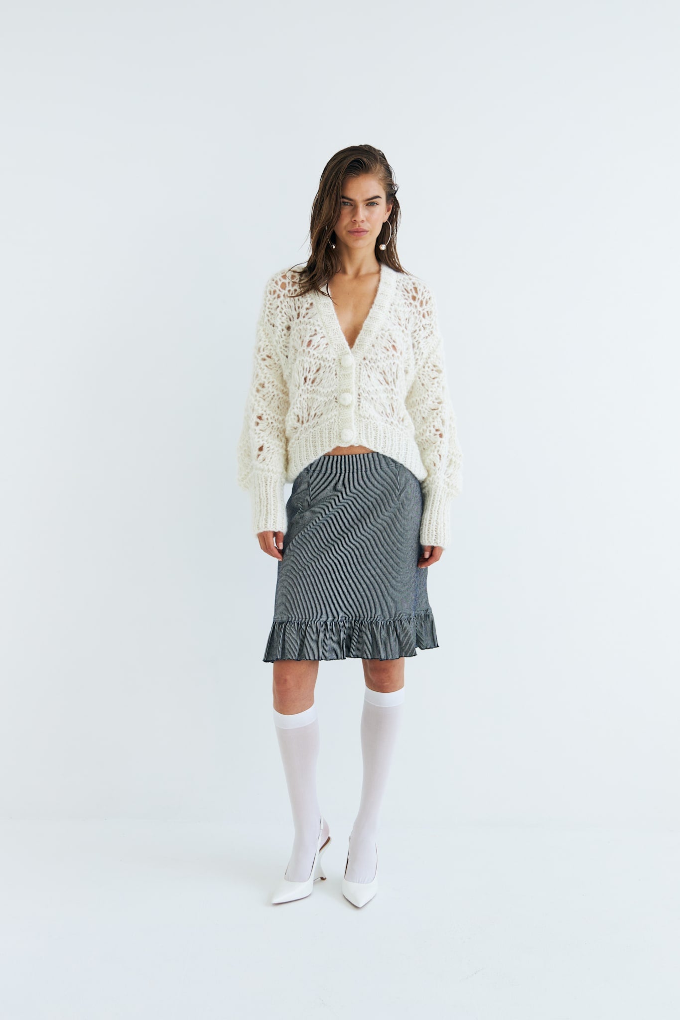 ESMERALDA - 102 CHALK - DawnxDare.com