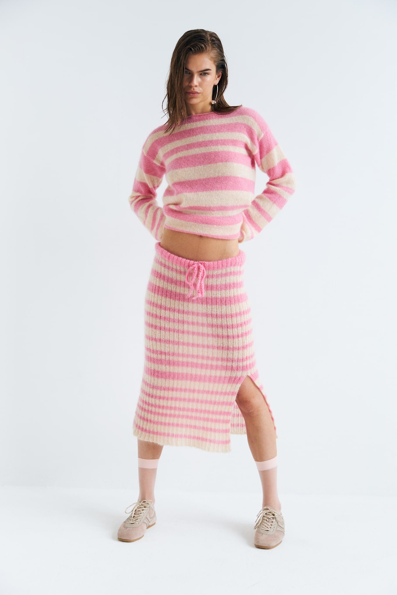 STARLETTE - 219 SUPER PINK - DawnxDare.com