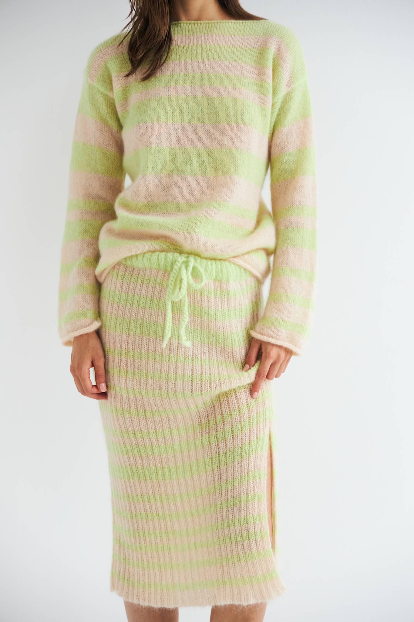 STARLETTE - 118 ABSINTH - DawnxDare.com