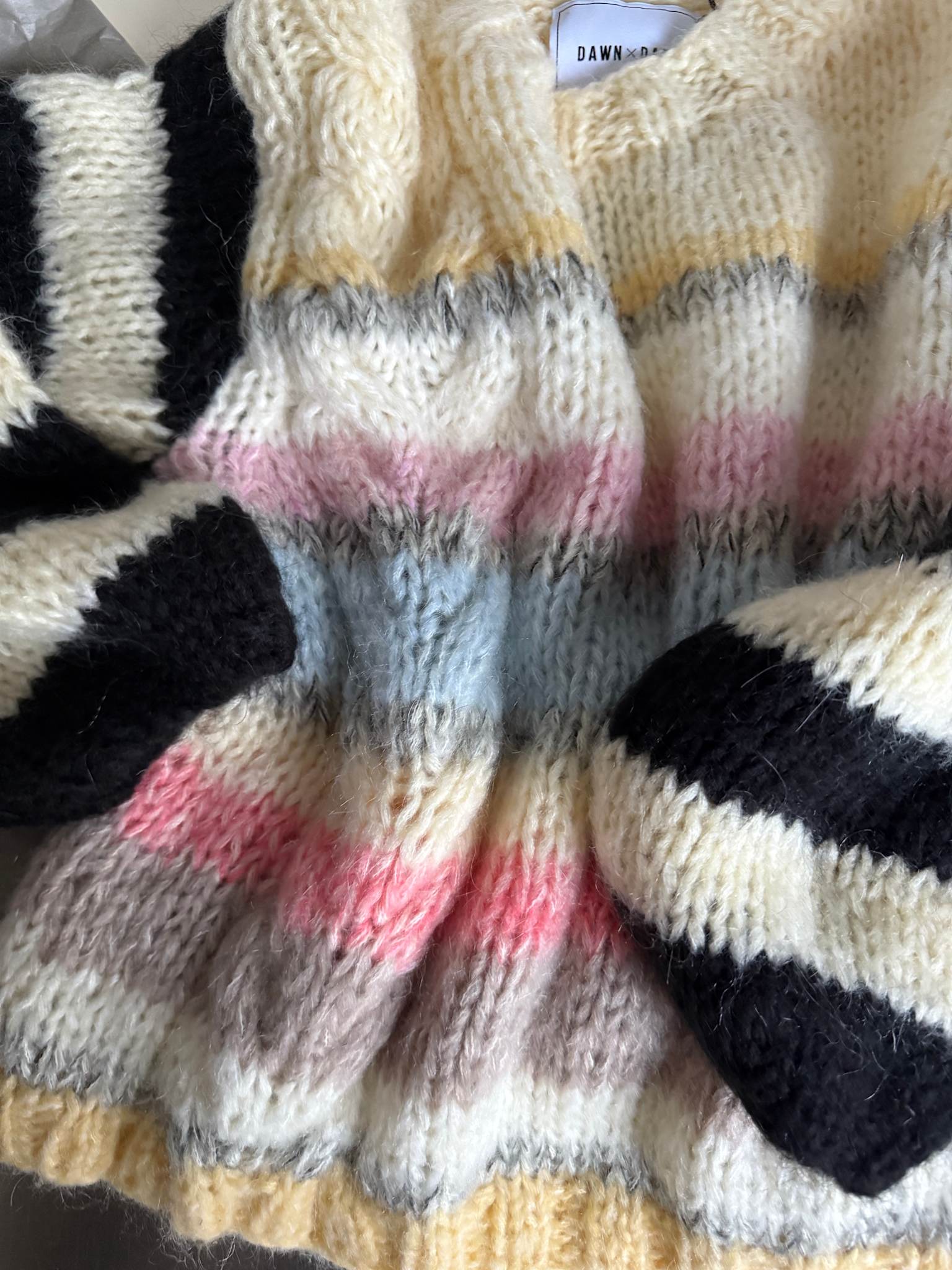 BEATE - 900 MULTI - DawnxDare.com